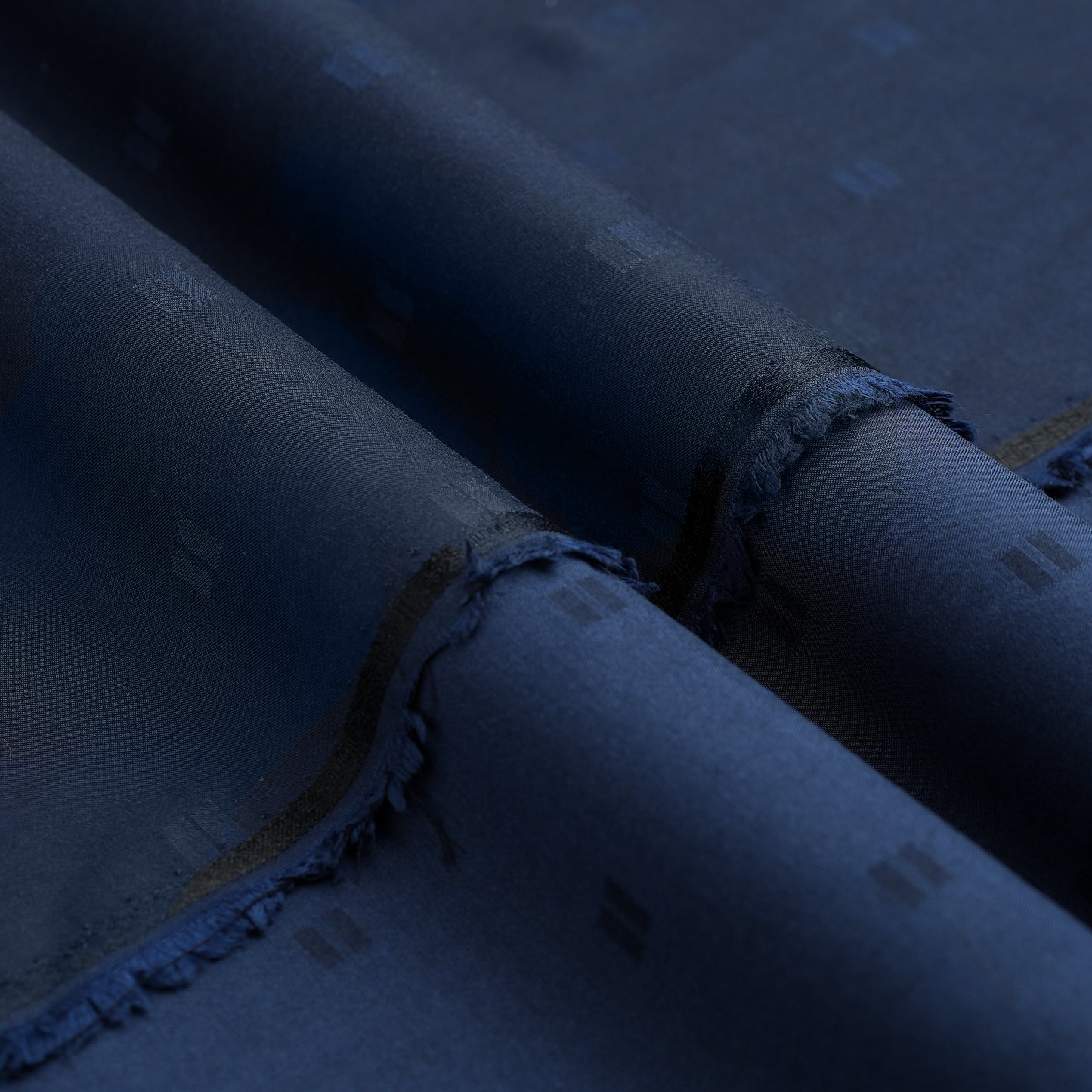 ESSENCE Wash & Wear - Royal Blue Prestige