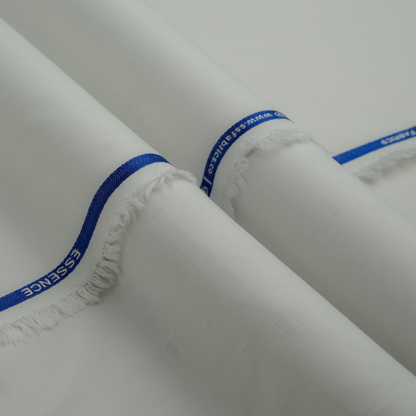 ESSENCE Wash & Wear - Off White Pure